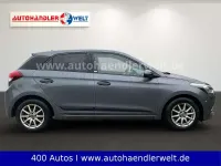 Gebraucht Hyundai i20 Style 84 PS (61 kW) 2017 Grau Kleinwagen