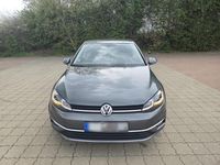 Gebraucht VW Golf VII Join 116 PS (85 kW) 2019 Grau Limousine