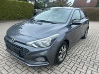 Gebraucht Hyundai i20 101 PS (74 kW) 2020 Grau Kleinwagen