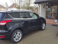 Gebraucht Ford Kuga Individual 204 PS (150 kW) 2015 Schwarz metallic SUV