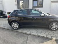 Gebraucht Alfa Romeo Giulietta Super 120 PS (88 kW) 2012 Schwarz Kleinwagen