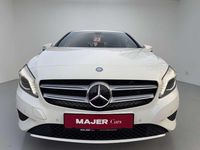 Gebraucht Mercedes A200 136 PS (100 kW) 2014 Weiß Limousine