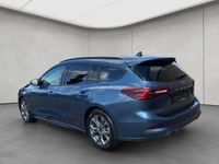 Gebraucht Ford Focus ST-Line X 125 PS (91 kW) 2024 Chrome blue metallic Kombi