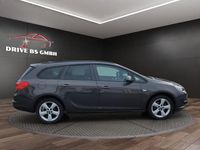 Gebraucht Opel Astra 140 PS (102 kW) 2015 Grau Kombi