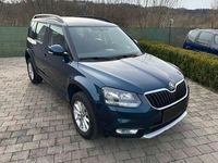 Gebraucht Skoda Yeti Ambition 110 PS (80 kW) 2017 Lavablau metallic SUV