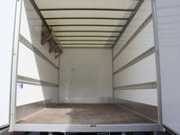 Gebraucht VW Crafter 163 PS (119 kW) 2024 Candyweiß Van