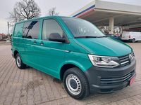 Gebraucht VW Transporter 150 PS (110 kW) 2018 Grün Van