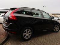 Gebraucht Volvo XC60 Kinetic 150 PS (110 kW) 2016 Schwarz SUV