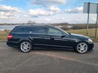 Gebraucht Mercedes E220 AMG 170 PS (125 kW) 2012 Schwarz Kombi