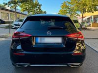 Gebraucht Mercedes A200 163 PS (119 kW) 2018 Schwarz Limousine