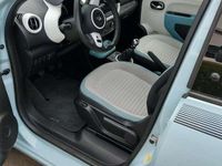 Gebraucht Renault Twingo Luxe 90 PS (66 kW) 2015 Blau Kleinwagen