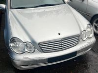 Gebraucht Mercedes C220 143 PS (105 kW) 2002 Silber Kombi