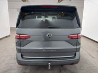Second-hand VW Multivan Style 150 CP (110 kW) 2024 Gri Monovolum