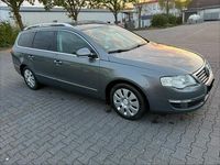 Usata VW Passat 140 CV (102 kW) 2008 Grigio Station wagon