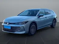 Gebraucht VW Passat Elegance 150 PS (110 kW) 2025 Oyster silver metallic Kombi