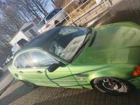 Gebraucht BMW 320 150 PS (110 kW) 2000 Grün Limousine