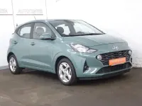 Gebraucht Hyundai i10 Trend 67 PS (49 kW) 2022 Grün Kleinwagen