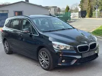 Gebraucht BMW 218 Gran Tourer Advantage 150 PS (110 kW) 2015 Schwarz Van / Kleinbus