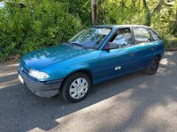 Usata Opel Astra 60 CV (44 kW) 1994 Verde Berlina