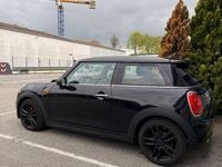 Second-hand Mini One D 95 CP (69 kW) 2017 Negru Hatchback