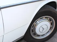 Gebraucht Mercedes 300 88 PS (64 kW) 1984 Weiß Limousine
