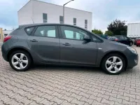 Occasion Opel Astra 116 ch (85 kW) 2009 Gris Berline