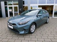 Neu Kia Ceed Comfort 140 PS (102 kW) 2025 Grau Kleinwagen