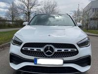 gebraucht Mercedes GLA200 4 matic *AMG*8G-DCT*Pano*Business*Kamera*LED*MBUX*