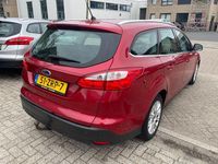 Używany Ford Focus Titanium 105 KM (77 kW) 2013 Czerwony Kombi