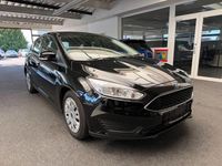 Gebraucht Ford Focus Ambiente 140 PS (102 kW) 2016 Andere Limousine