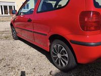 Gebraucht VW Polo 75 PS (55 kW) 2000 Rot Limousine