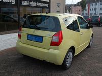 Gebraucht Citroën C2 Comfort 60 PS (44 kW) 2008 Gelb Kleinwagen