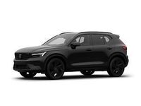 Neu Volvo XC40 Plus 163 PS (119 kW) 2026 Schwarz (onyx schwarz metallic) SUV