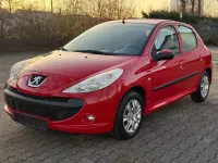 Gebraucht Peugeot 206+ Basis 73 PS (53 kW) 2010 Rot Kleinwagen