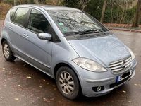 Gebraucht Mercedes A180 Elegance 109 PS (80 kW) 2006 Blau Kleinwagen