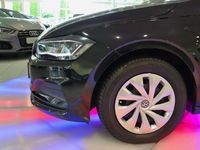 Gebraucht VW Polo Comfortline 90 PS (66 kW) 2019 Deep black perleffekt Kleinwagen