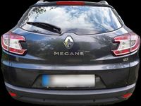 Gebraucht Renault Mégane GrandTour Expression 110 PS (80 kW) 2013 Grau Kombi