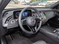 Gebraucht Mercedes E200 163 PS (119 kW) 2025 Unilack schwarz Limousine
