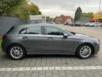 Gebraucht Mercedes A180 136 PS (100 kW) 2021 Grau Limousine