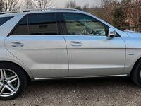 Gebraucht Mercedes ML350 258 PS (189 kW) 2012 Grau SUV