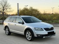 Gebraucht Skoda Octavia 184 PS (135 kW) 2016 Silber Kleinwagen