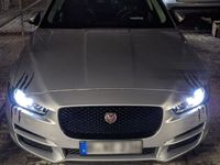 gebraucht Jaguar XE Blackpack, mit vielen Designelementen