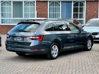 Gebraucht Skoda Superb 190 PS (139 kW) 2015 Grau Kombi