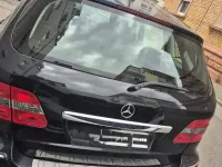 Gebraucht Mercedes B180 116 PS (85 kW) 2011 Schwarz Kleinwagen