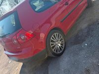 Gebraucht VW Golf V 2005 Rot Kleinwagen