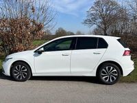 Gebraucht VW Golf VII Active 150 PS (110 kW) 2021 Weiß Kleinwagen