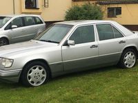 Gebraucht Mercedes E280 197 PS (144 kW) 1993 Silber Limousine