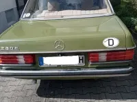 Gebraucht Mercedes E230 136 PS (100 kW) 1982 Grün Limousine