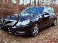 Gebraucht Mercedes E250 Avantgarde 204 PS (150 kW) 2012 Schwarz Kombi
