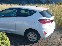 Gebraucht Ford Fiesta Trend 71 PS (52 kW) 2018 Weiß Kleinwagen